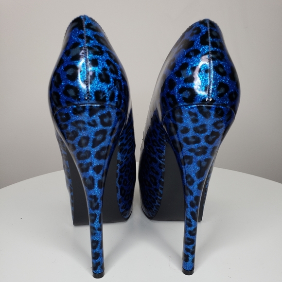 Bordello - Picture 4 of 7